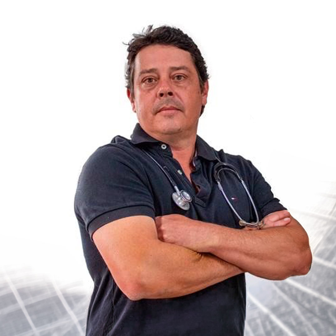 Dr. João Vitor Rosa, Responsável Técnico · Clínica Médica de Pequenos e Grandes Animais na Vit Vet São Carlos